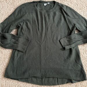 GAP sweater
